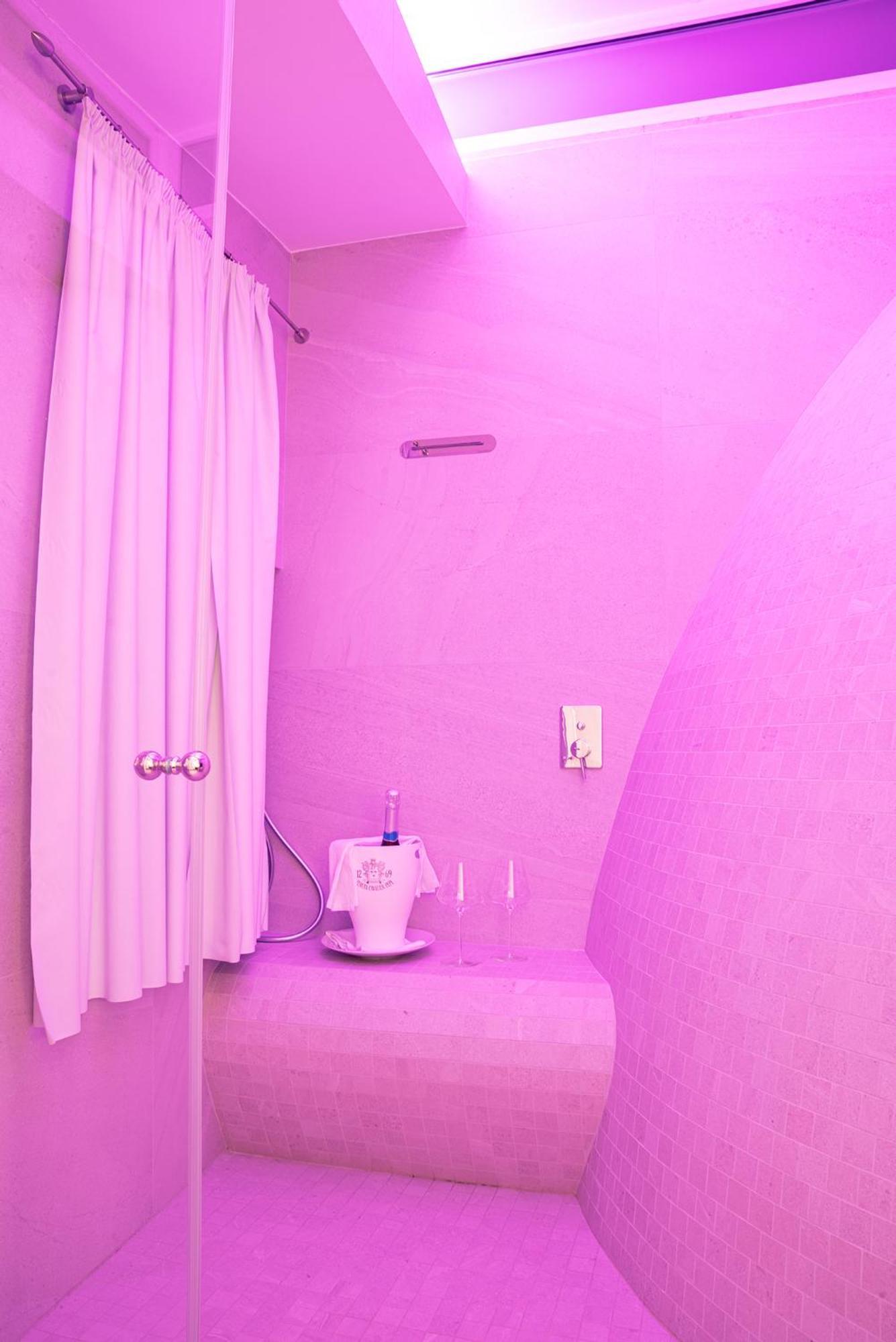 Al Chiar Di Luna Guest house