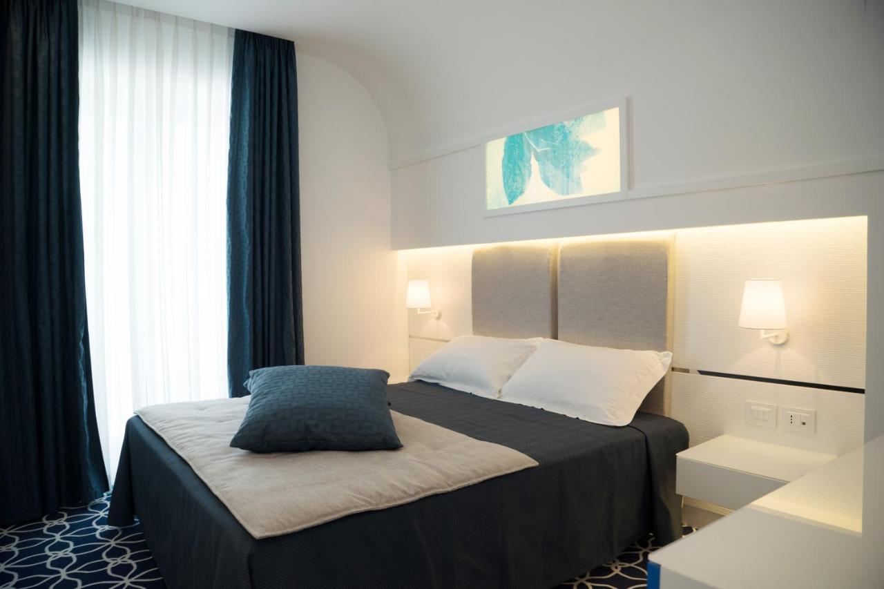 Guest house Al Chiar Di Luna 3*